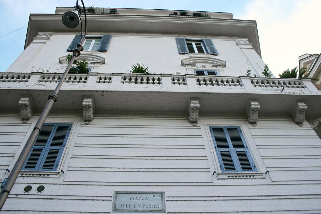 Irene's The Apartamento *